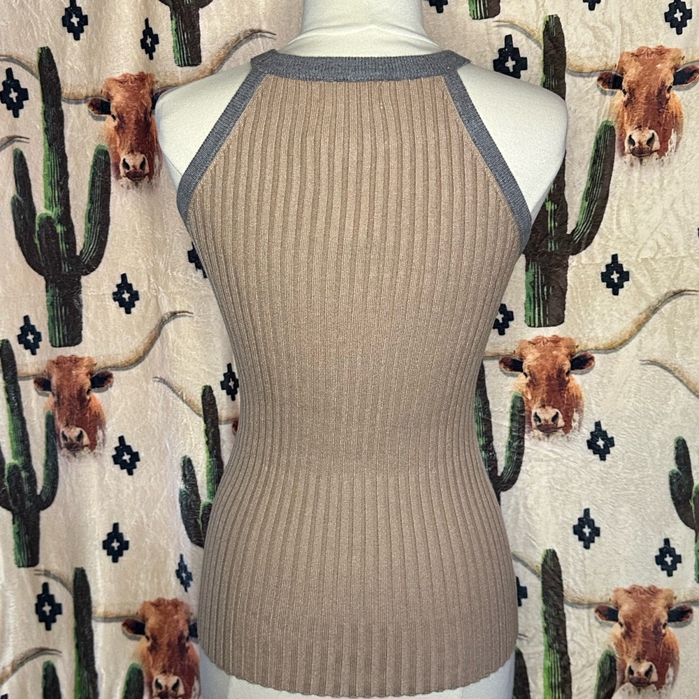 Knitted tank